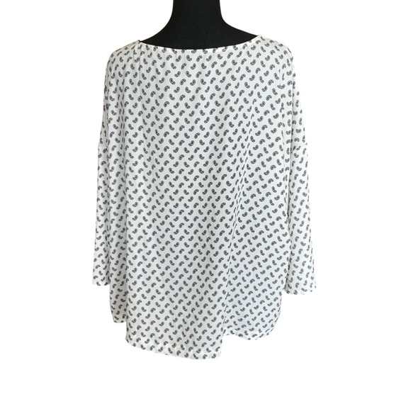 Lane Bryant White Black Paisley Print Blouse Size 18 NWT - Picture 3 of 7